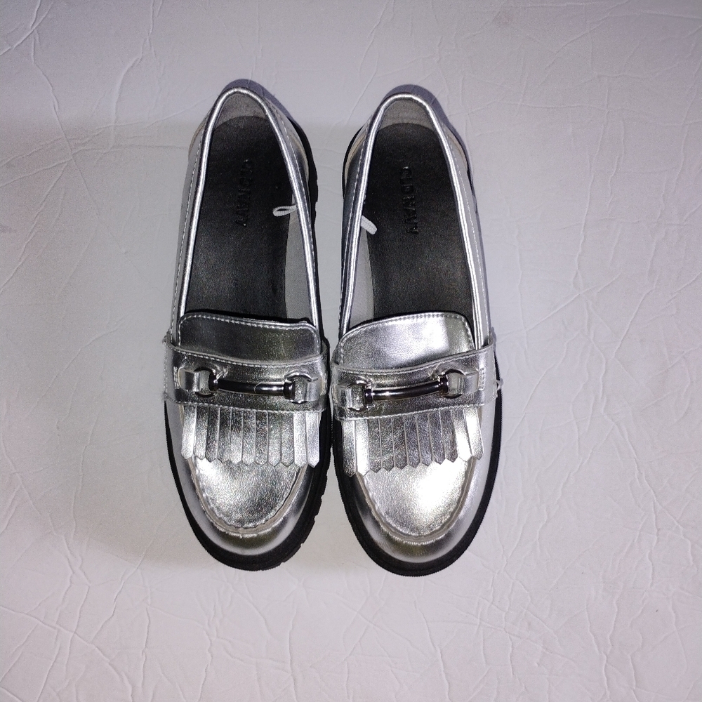 NEW Silver Chunky‎ Sole Loafers | Metallic Fringe Bit Detail | Size 7